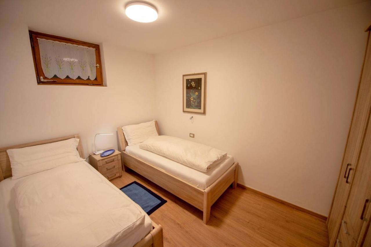 Apartments Cesa Bruma Ортизеи Экстерьер фото