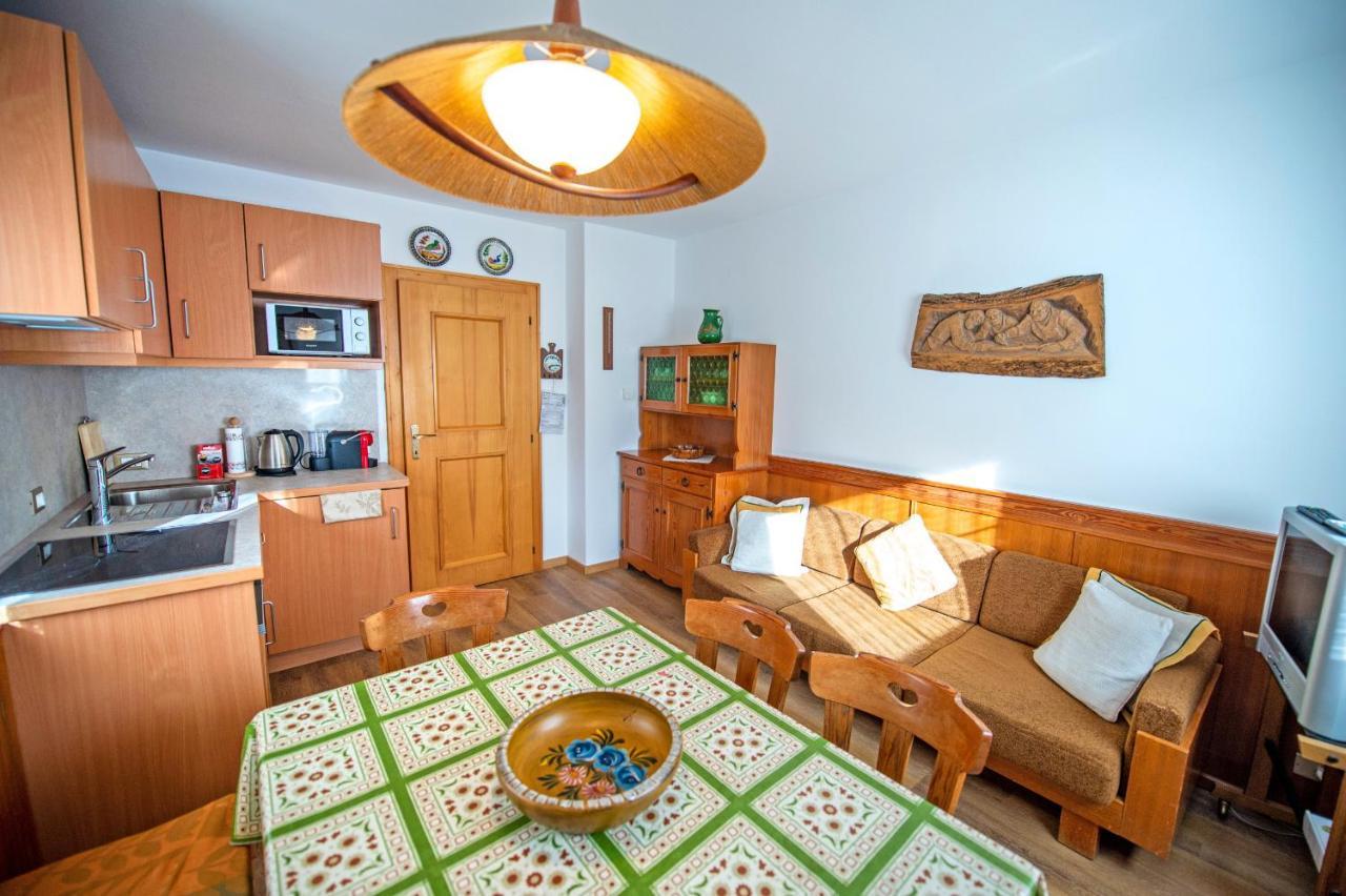Apartments Cesa Bruma Ортизеи Экстерьер фото